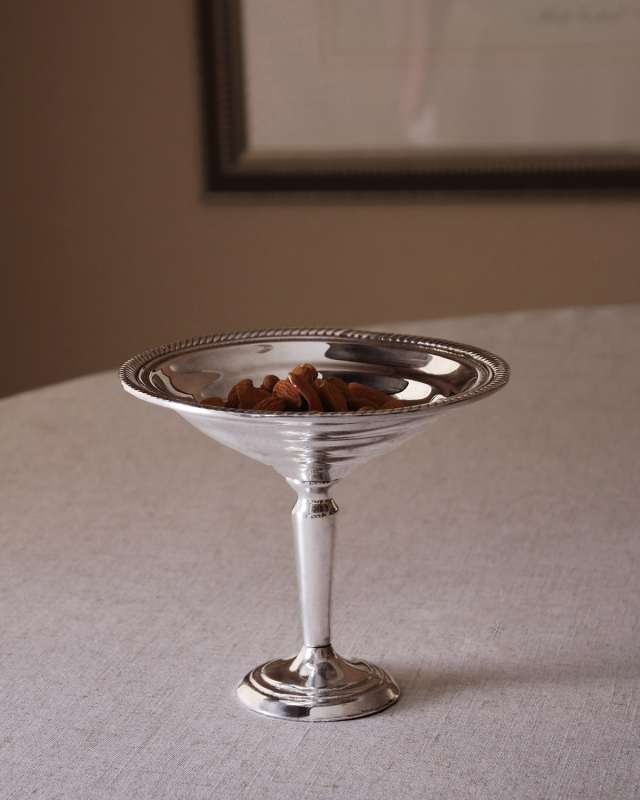 SOHO Small Gallones Pedestal